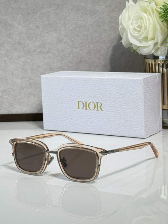 Picture of Dior Sunglasses _SKUfw77797109fw
